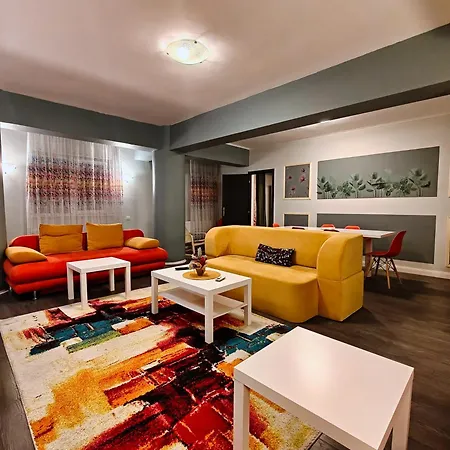 Apartment Balcesti Design - Walk To Old Town - Pumo