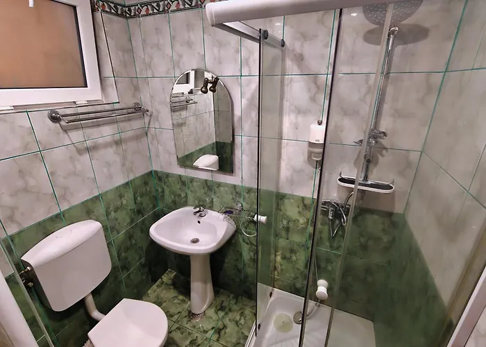 Apartment Balcesti Design - Walk To Old Town - Pumo *