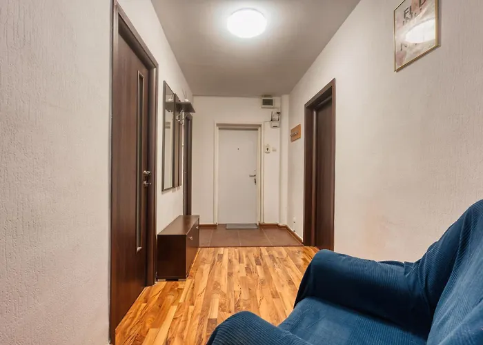Balcesti Design - Walk To Old Town - Pumo Apartment