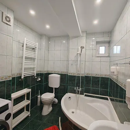 Balcesti Design - Walk To Old Town - Pumo Apartamento