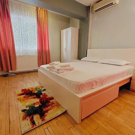 Apartment Balcesti Design - Walk To Old Town - Pumo *