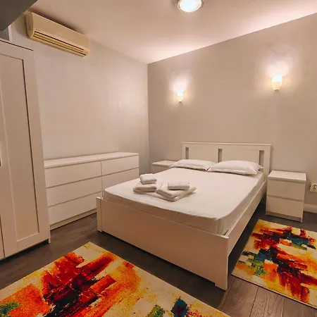 Balcesti Design - Walk To Old Town - Pumo Bucharest