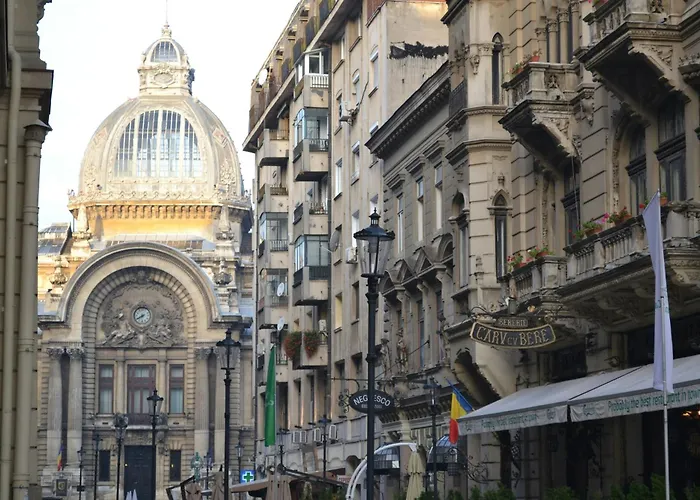 Balcesti Design - Walk To Old Town - Pumo *