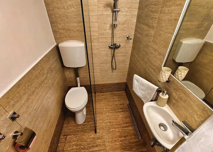 Appartement Balcesti Design - Walk To Old Town - Pumo