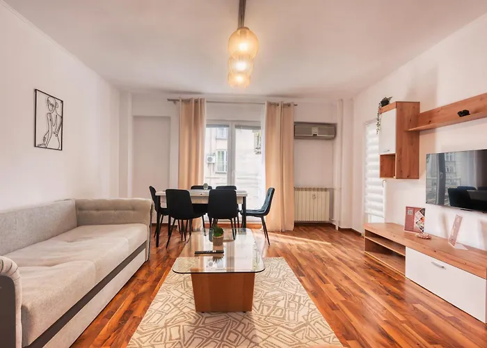 Balcesti Design - Walk To Old Town - Pumo *