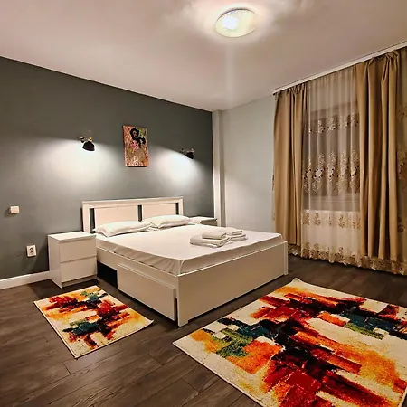 Balcesti Design - Walk To Old Town - Pumo Bukarest