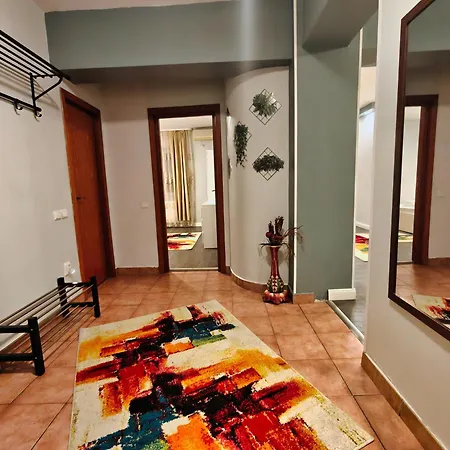 Apartment Balcesti Design - Walk To Old Town - Pumo *