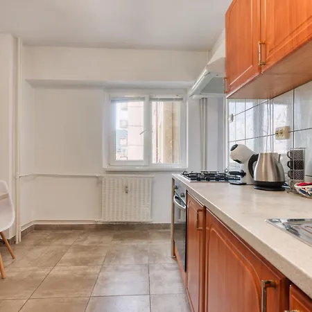 Apartment Balcesti Design - Walk To Old Town - Pumo *