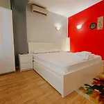 Balcesti Design - Walk To Old Town - Pumo شقة *