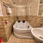 Balcesti Design - Walk To Old Town - Pumo شقة