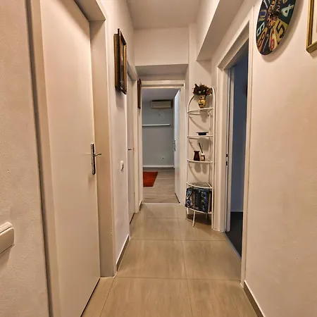 Balcesti Design - Walk To Old Town - Pumo *